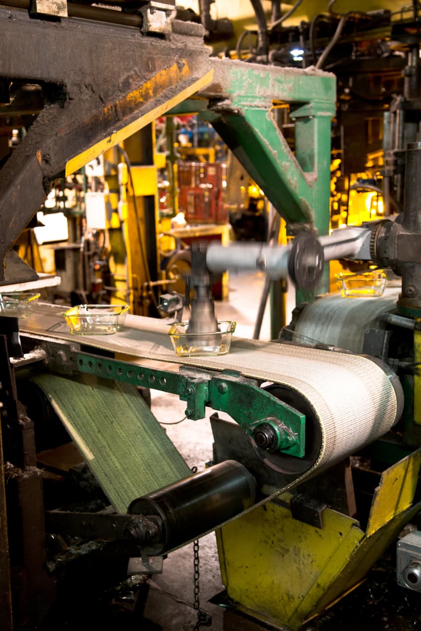 How Pyrex Glass Cookware Is Made in Charleroi, Pennsylvania | The Kitchn