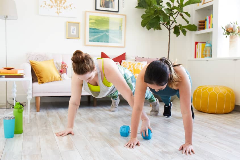 Partner Exercises: Bodyweight, Kettlebell, Dumbell | Apartment Therapy