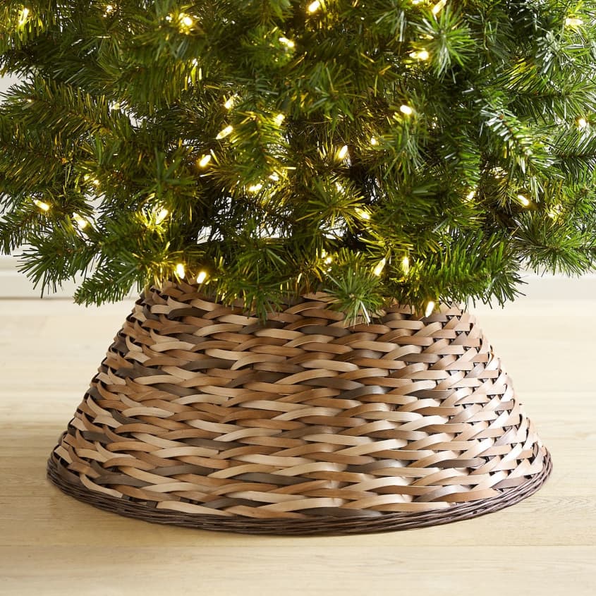 Christmas Tree Skirt Alternatives: Tree in a Basket | Apartment Therapy