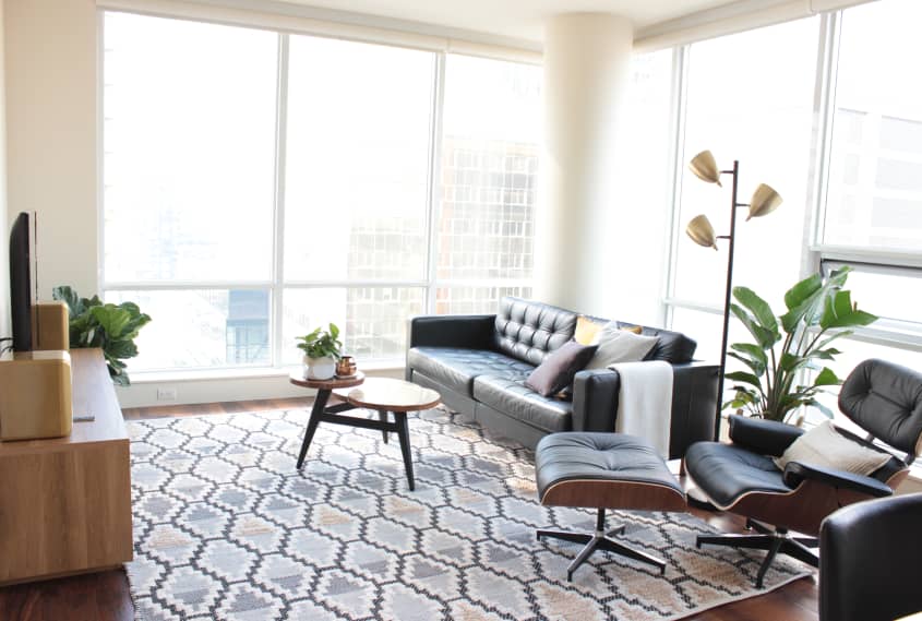 L.A. Transplants Settle Into a Sleek Seattle Apartment Apartment Therapy