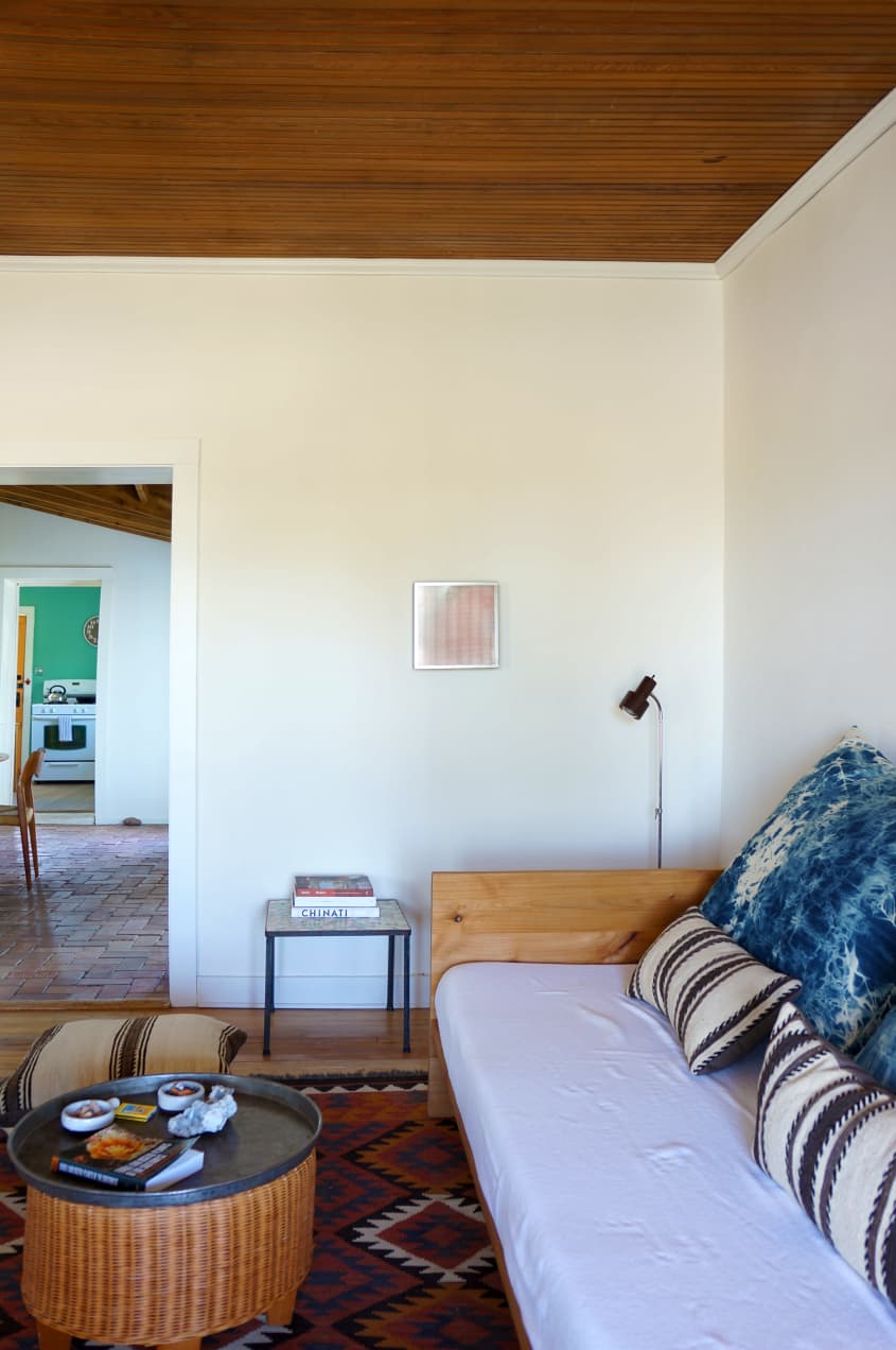 House Tour A Modern Adobe Farmhouse Marfa Home Apartment Therapy