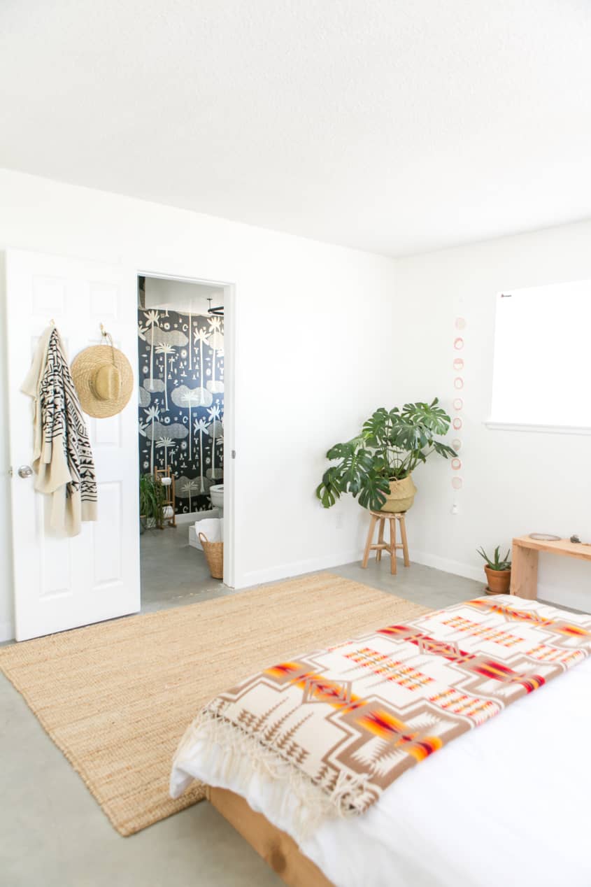 House Tour A Renovated Joshua Tree House Apartment Therapy