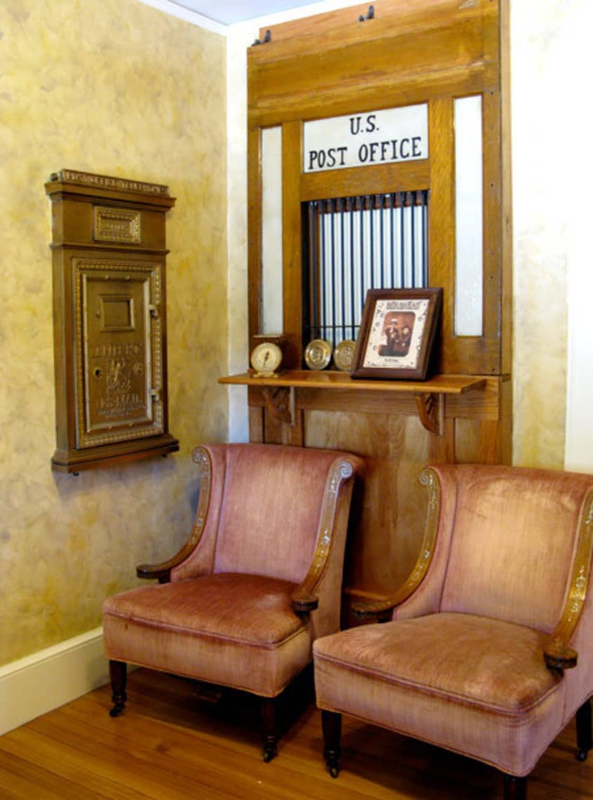 Bruce & Melanie’s Steampunk Victorian | Apartment Therapy