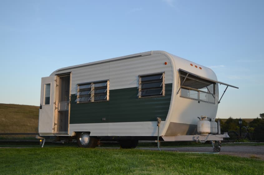 House Tour: A Couple Shares a 120 Square Foot Trailer | Apartment Therapy