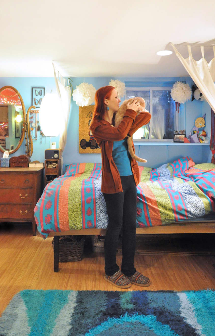 Laura Lee’s Bright & Playful Basement Studio Apartment Therapy