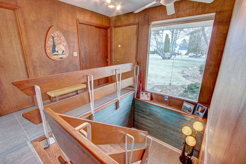 Colorful MidCentury Modern Home in Bayside, Wisconsin Apartment Therapy