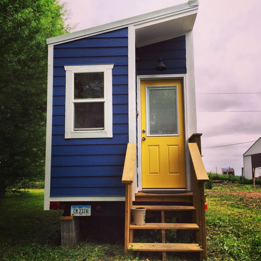 Meet Lil Blue, The Tiny House Parked on a Farm in Iowa | Apartment Therapy