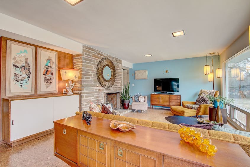 Colorful MidCentury Modern Home in Bayside, Wisconsin Apartment Therapy