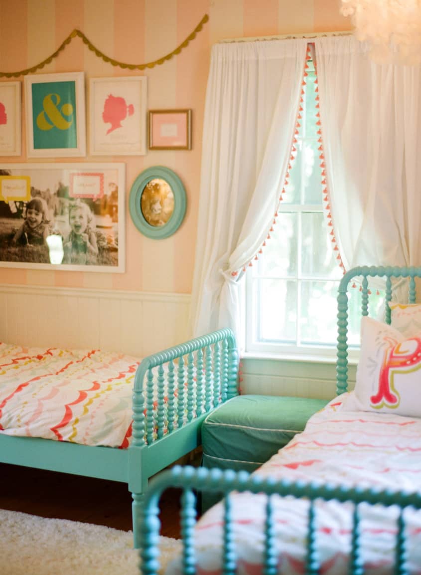 Shared Kids Rooms: Making a Multiple Bed Layout Work | Apartment Therapy