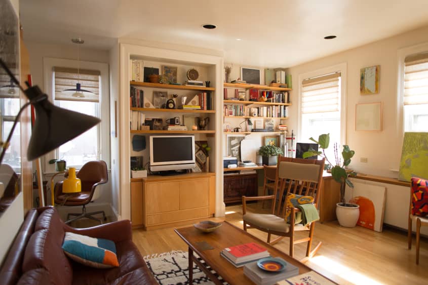 House Tour A 420SquareFoot New York Studio Apartment Therapy