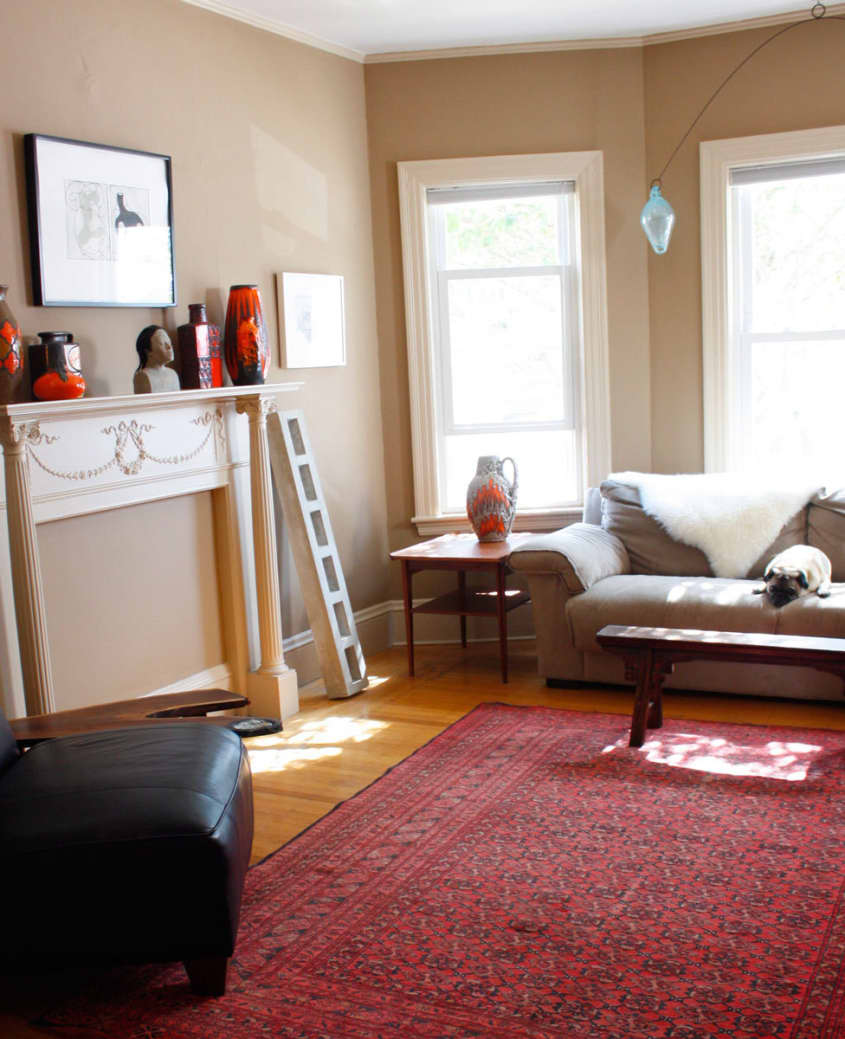 Artist John Guthrie’s Heavenly Haven Apartment Therapy