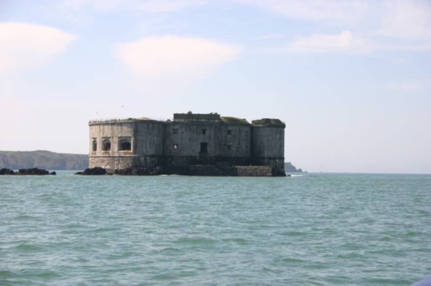 Historic British Island Fort For Sale - Photos | Apartment Therapy