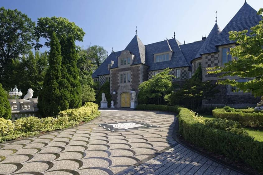 The Great Gatsby Mansion is For Sale Apartment Therapy