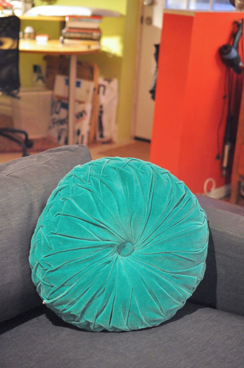 Laura Lee’s Bright & Playful Basement Studio Apartment Therapy