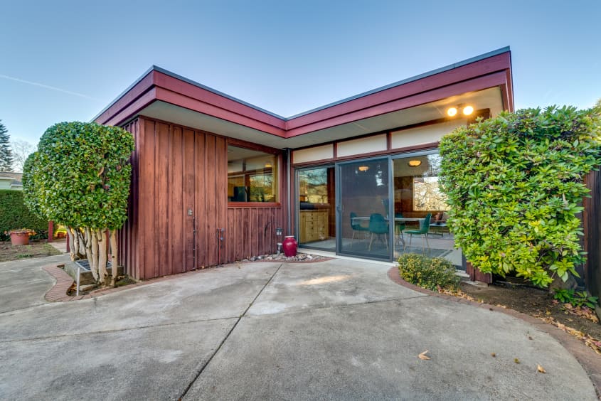 Frank Lloyd Wright Inspired Portland Home for Sale Photos | Apartment ...