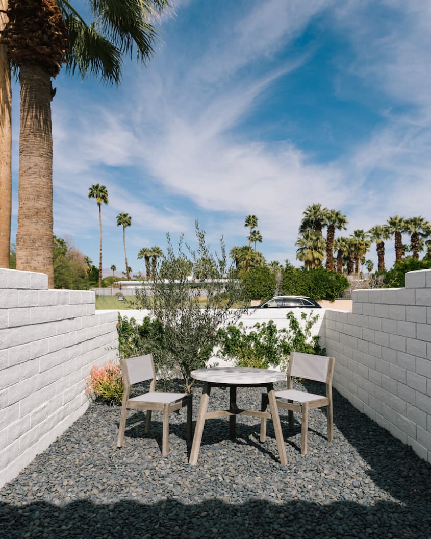 West Elm Palm Springs Rental Modernism Week Photos Apartment Therapy