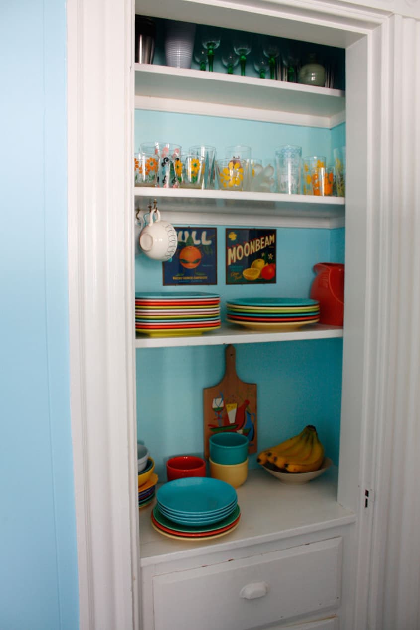 Artist John Guthrie’s Heavenly Haven Apartment Therapy