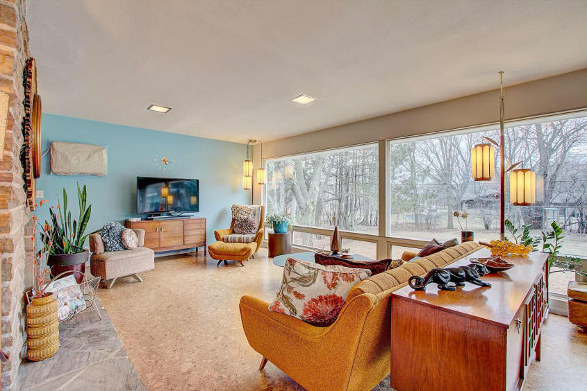 Colorful MidCentury Modern Home in Bayside, Wisconsin Apartment Therapy