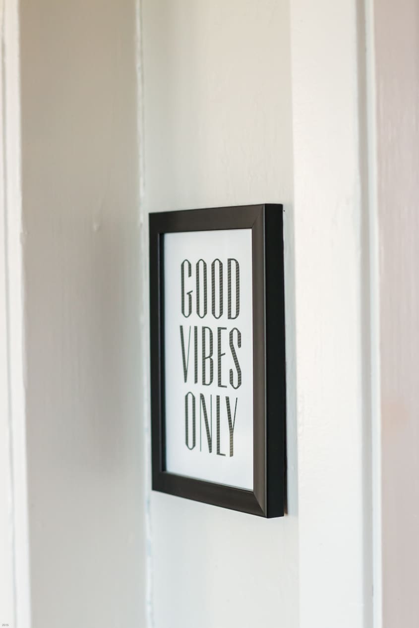 House Tour Cute & Cozy Cole Valley Rental Apartment Therapy