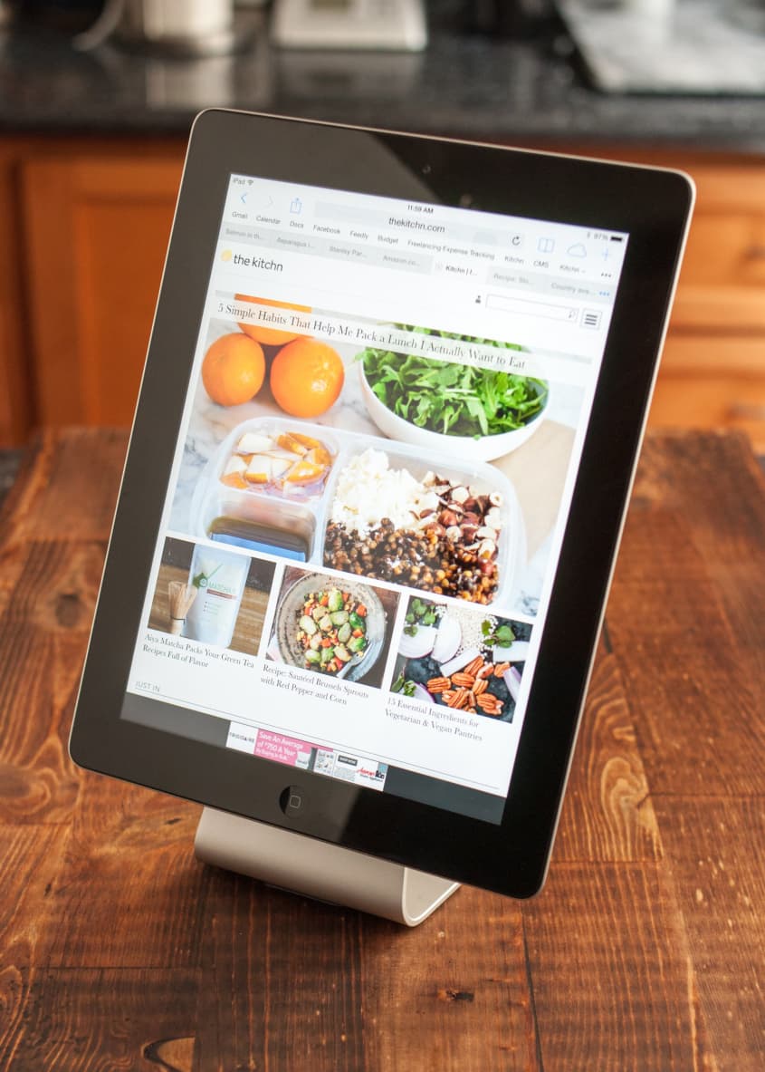This iPad Stand Has the Gripping Power of a Gecko | The Kitchn