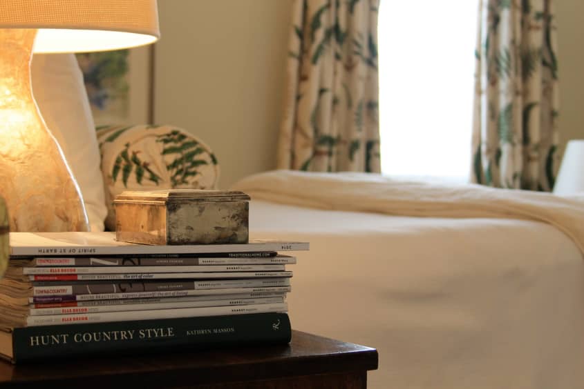 Eileen’s Elegant & Airy Townhouse Apartment Therapy