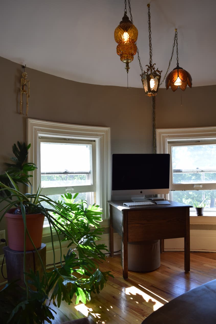 Kaelie & Andrew’s Turret in the Trees Apartment Therapy