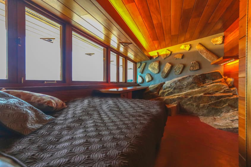This Heart Shaped Island Comes with a Frank Lloyd Wright House ...