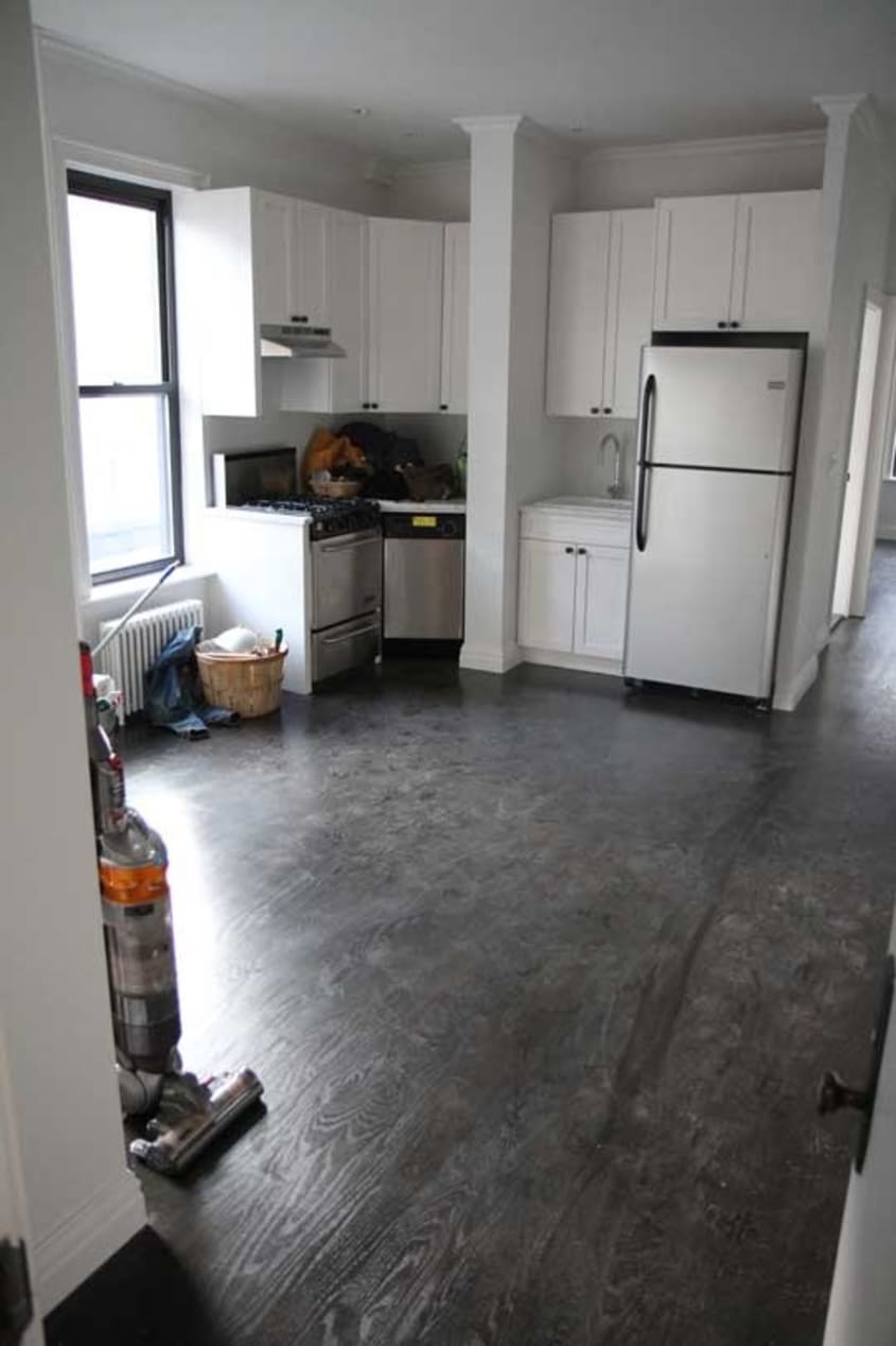 Maxwell & Lulu’s Temporary Digs Apartment Therapy