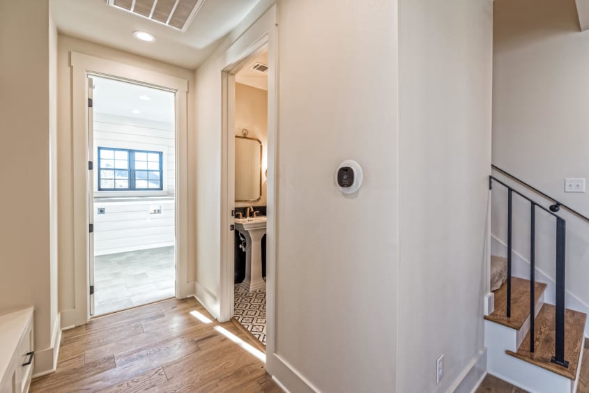 Chip Joanna Gaines Magnolia Realty New House | Apartment Therapy
