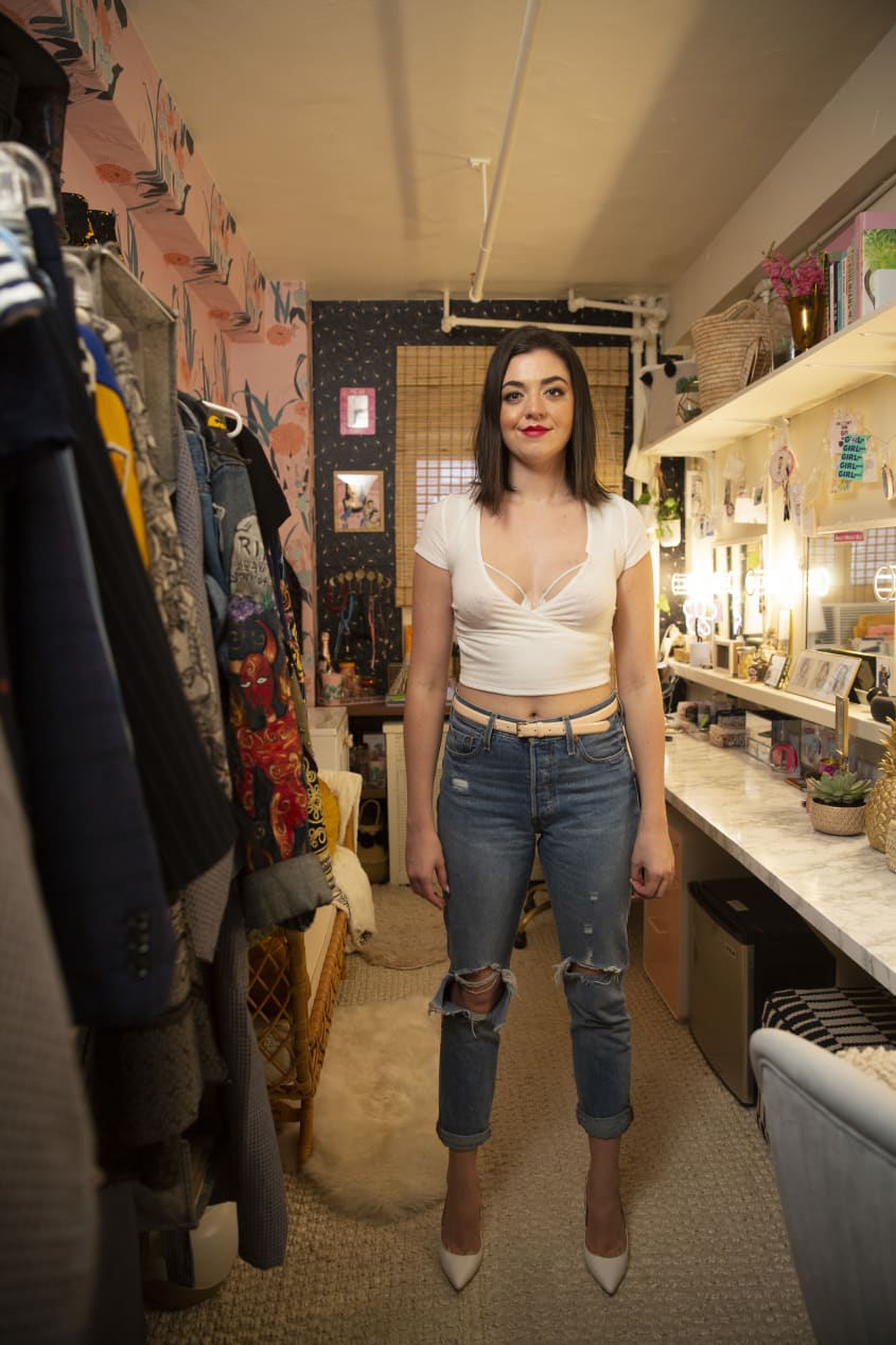 Mean Girls Star Tiny Dressing Room Makeover Photos | Apartment Therapy