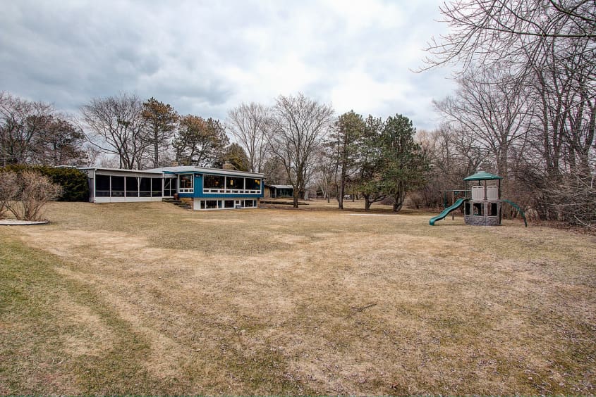 Colorful MidCentury Modern Home in Bayside, Wisconsin Apartment Therapy