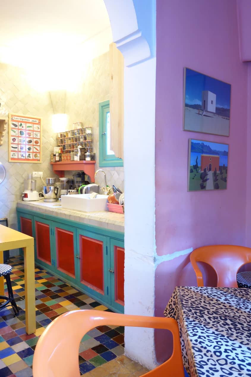 Curated visual reference: Curated Textured Moroccan Apartment Art Gallery View 42