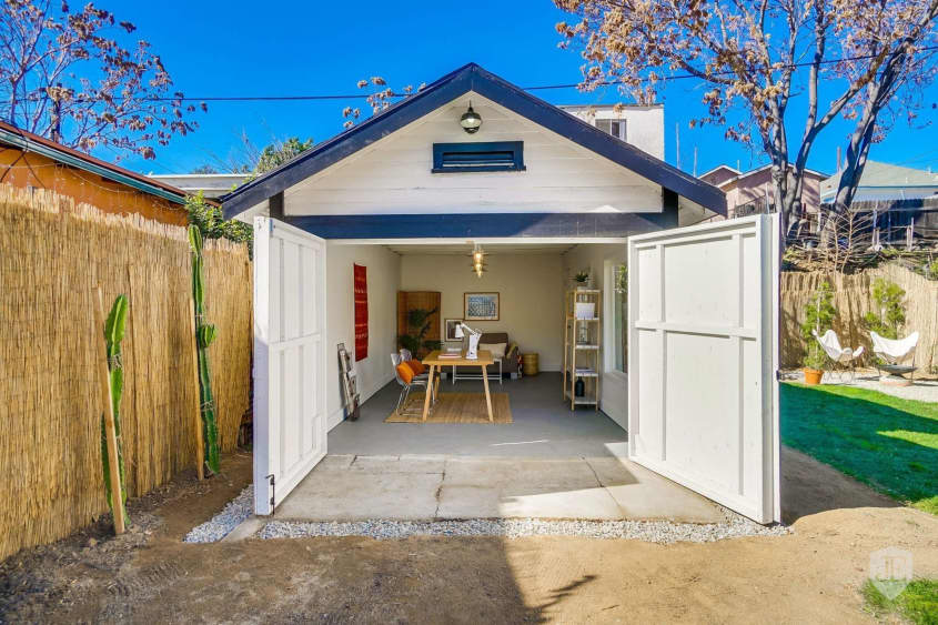 Los Angeles Restored Bungalow Real Estate Listing 