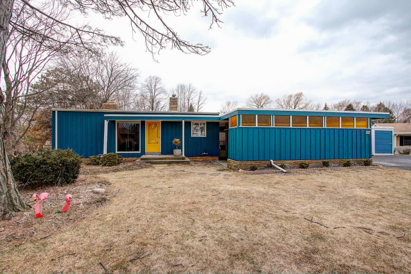 Colorful MidCentury Modern Home in Bayside, Wisconsin Apartment Therapy