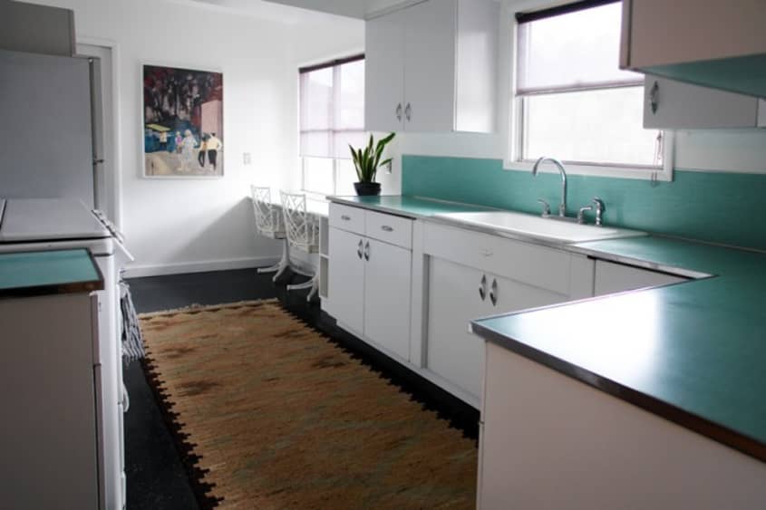 The Brick House Apartment Therapy