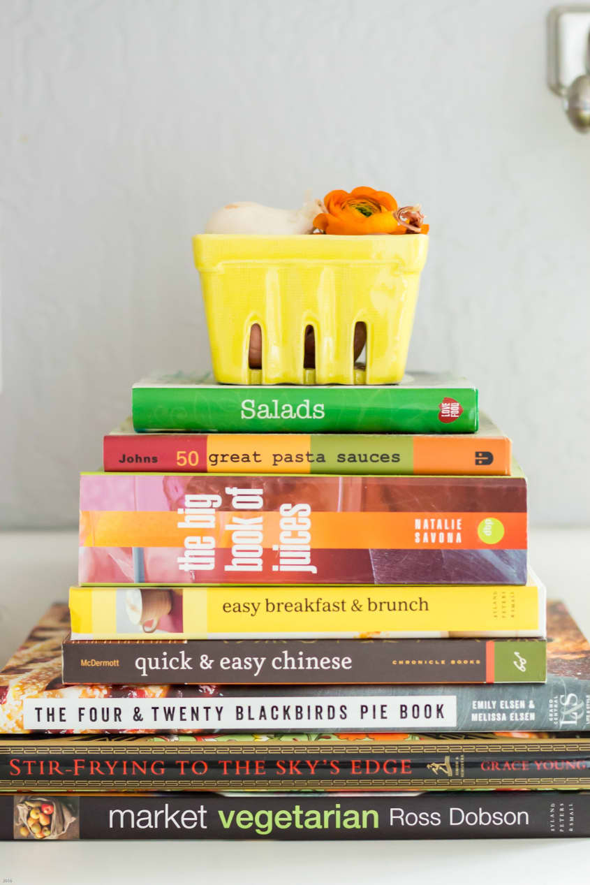 House Tour Cute & Cozy Cole Valley Rental Apartment Therapy