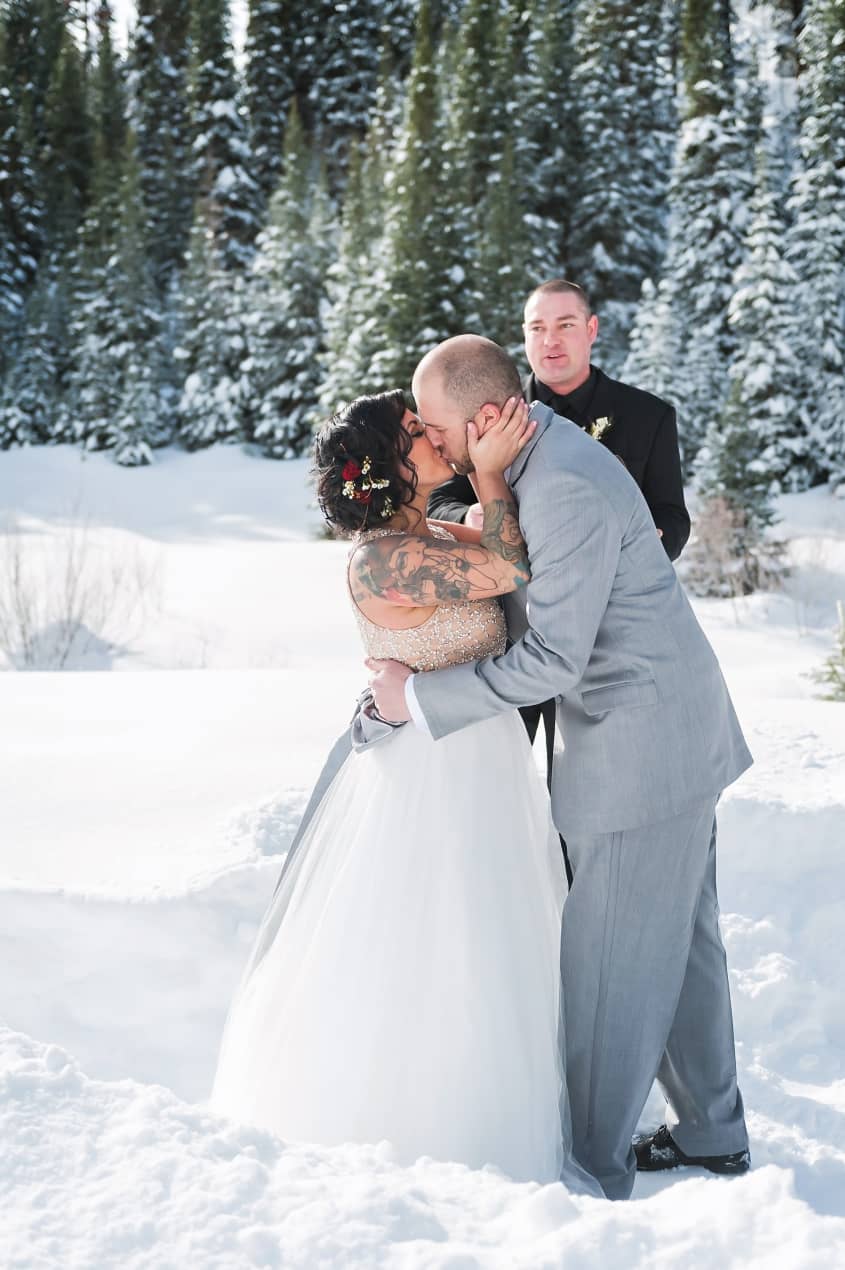 Real Weddings: A Snowy Utah Mountain Elopement for a Tinder Couple and ...