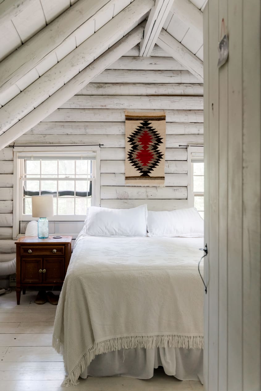 Lowland Hum's Charlottesville Log Cabin Tour Photos | Apartment Therapy