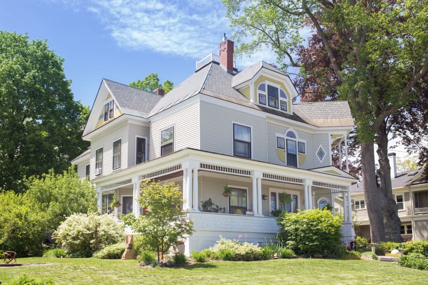 House Tour: A Colorful, Converted Attic in Concord | Apartment Therapy