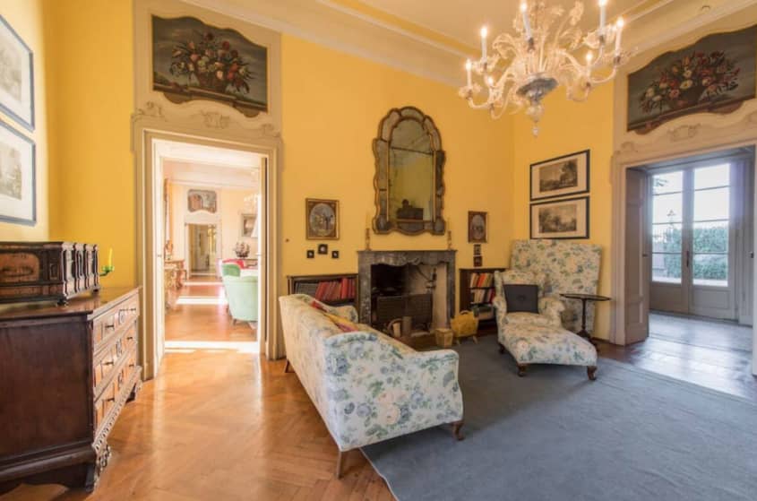 Airbnb Lists 18th Century Villa in Italy Apartment Therapy