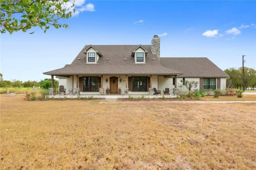 Fixer Upper Season 4 House for Sale in Waco Apartment Therapy