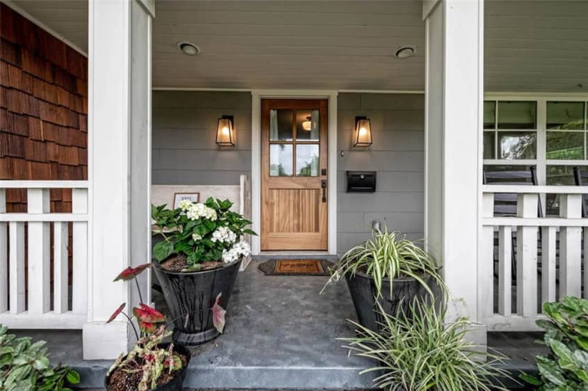 This Waco Bungalow from 'Fixer Upper' Is for Sale Apartment Therapy