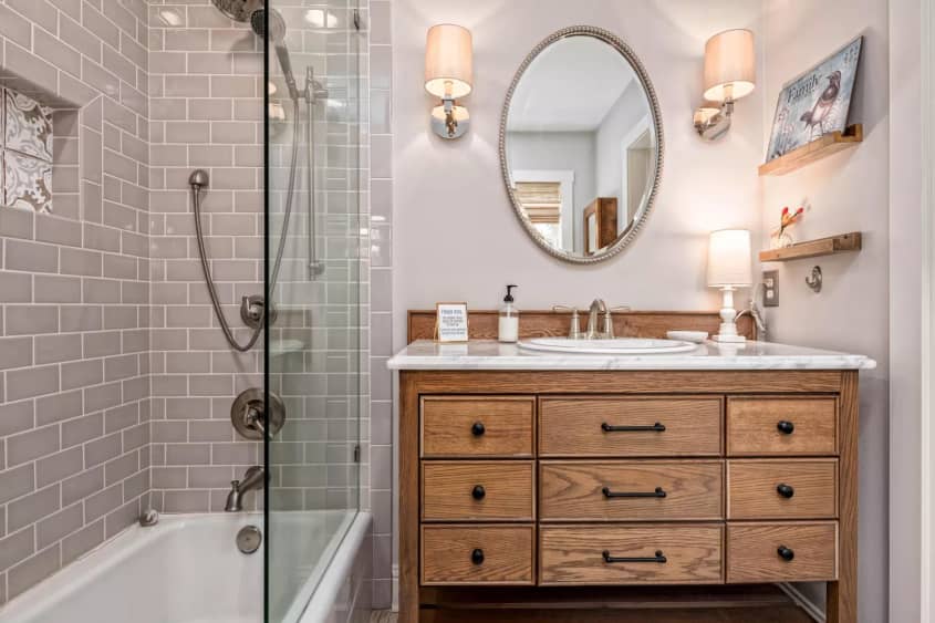 This Waco Bungalow from 'Fixer Upper' Is for Sale Apartment Therapy