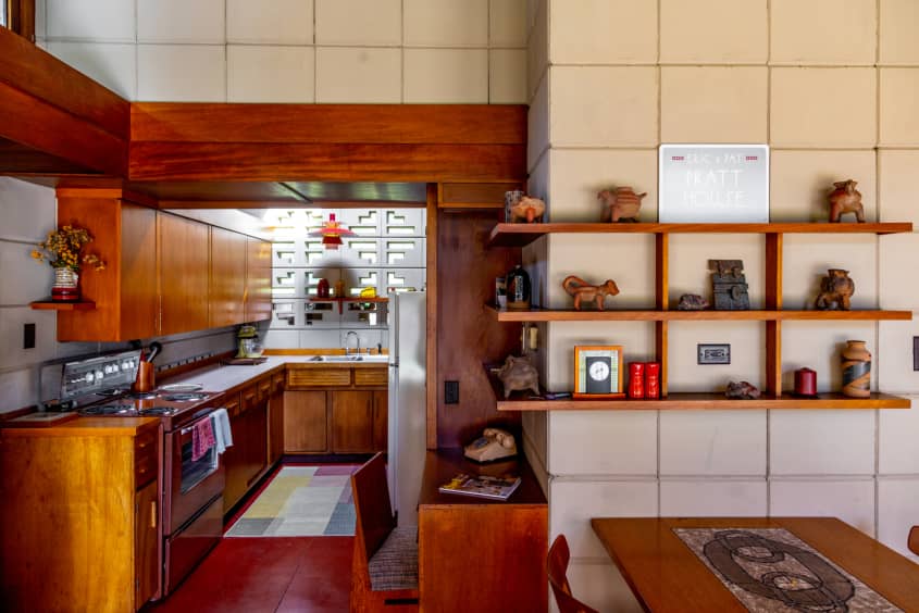 2 Frank Lloyd Wright Homes Are Selling For The Price of One Apartment