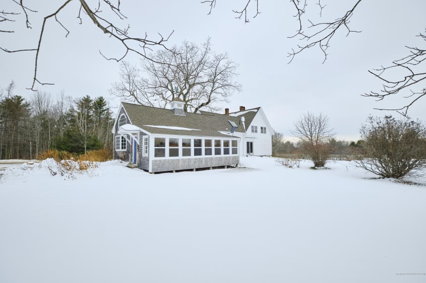 Maine Homes for Sale — 563 W Washington Road Apartment Therapy