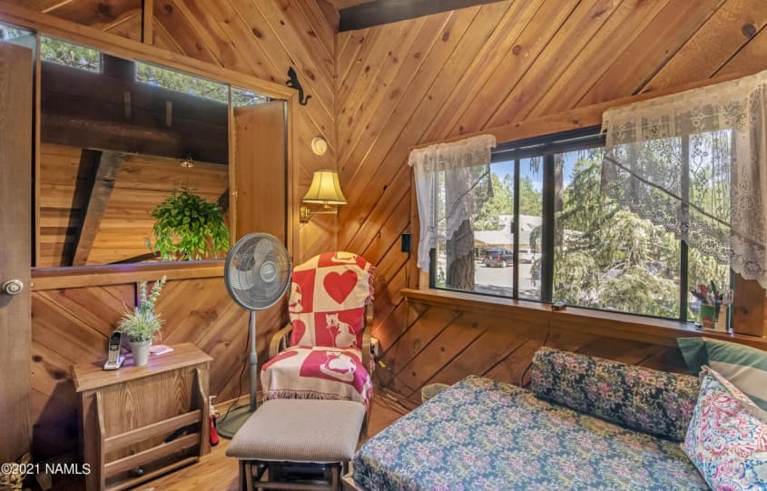 Contemporary Homes for Sale — 735 Stringer Rd., Munds Park, Arizona