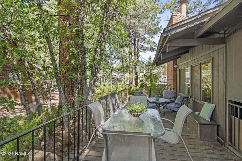 Contemporary Homes for Sale — 735 Stringer Rd., Munds Park, Arizona