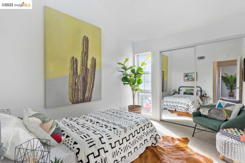 Red Condo for Sale — 2311 7th Street Unit B, Berkeley, California