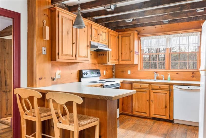 Antique Homes for Sale — 9 Rams Tail Road, Foster, RI Apartment Therapy