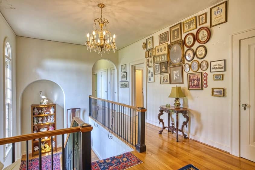 Stone Castle for Sale in Texas — 1126 Jackson Rd, Kerrville | Apartment ...